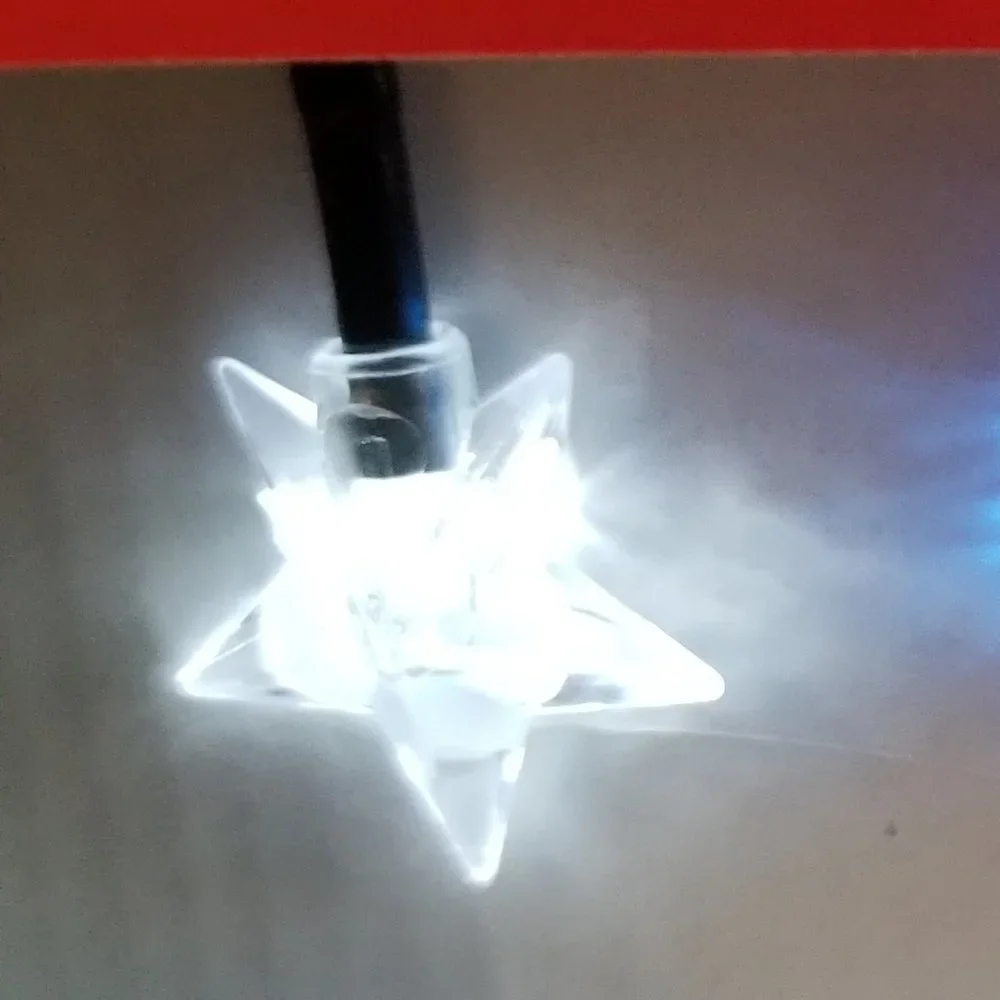 Star Christmas Clear Led string of lights need AA Batteries